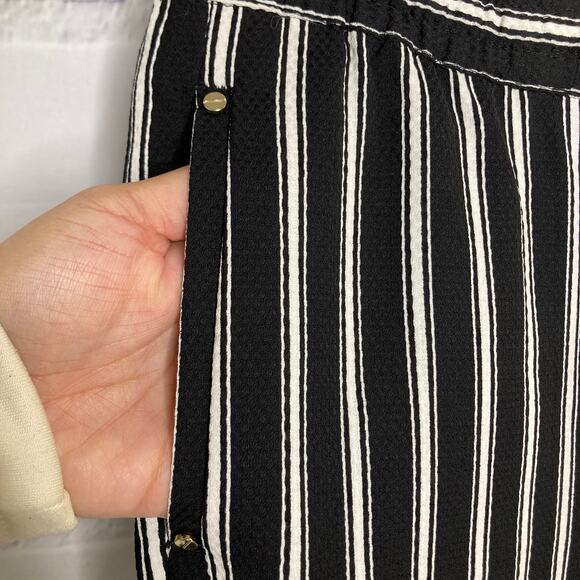 H&M Black and White Striped Cropped Tapered Trouser Pants Size 10 - Picture 8 of 12